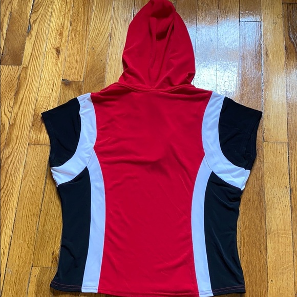 Sweater. - Picture 8 of 8